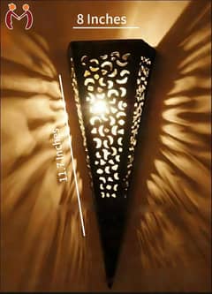 scone shaped wooden wall hanging lamp