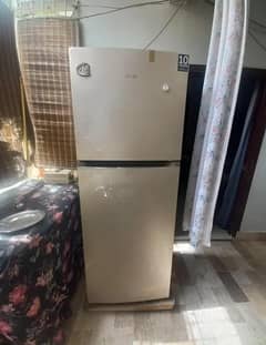 Haier fridge medium size