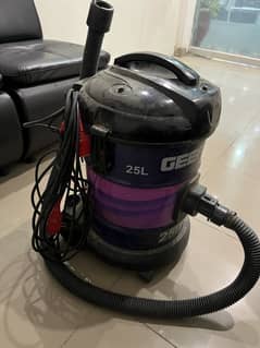 Geepas Vacuum Cleaner