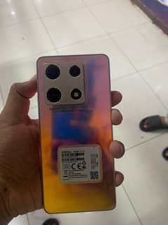 INFINIX NOTE 30 PRO GOLD