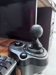 Logitech g29 + Logitech shifrter (like brand new)