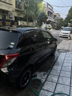 Toyota vitz 2012/15