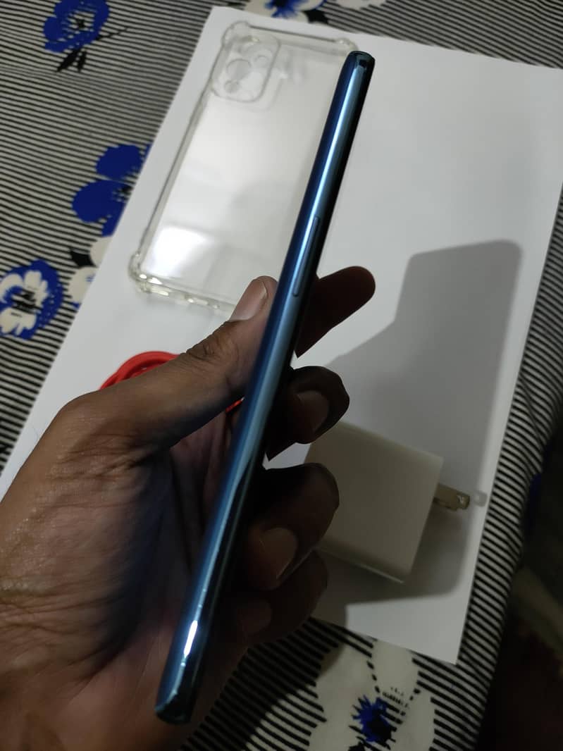 OnePlus 9 5g 12-256 Clean display 10/10 4