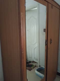 2 door almari