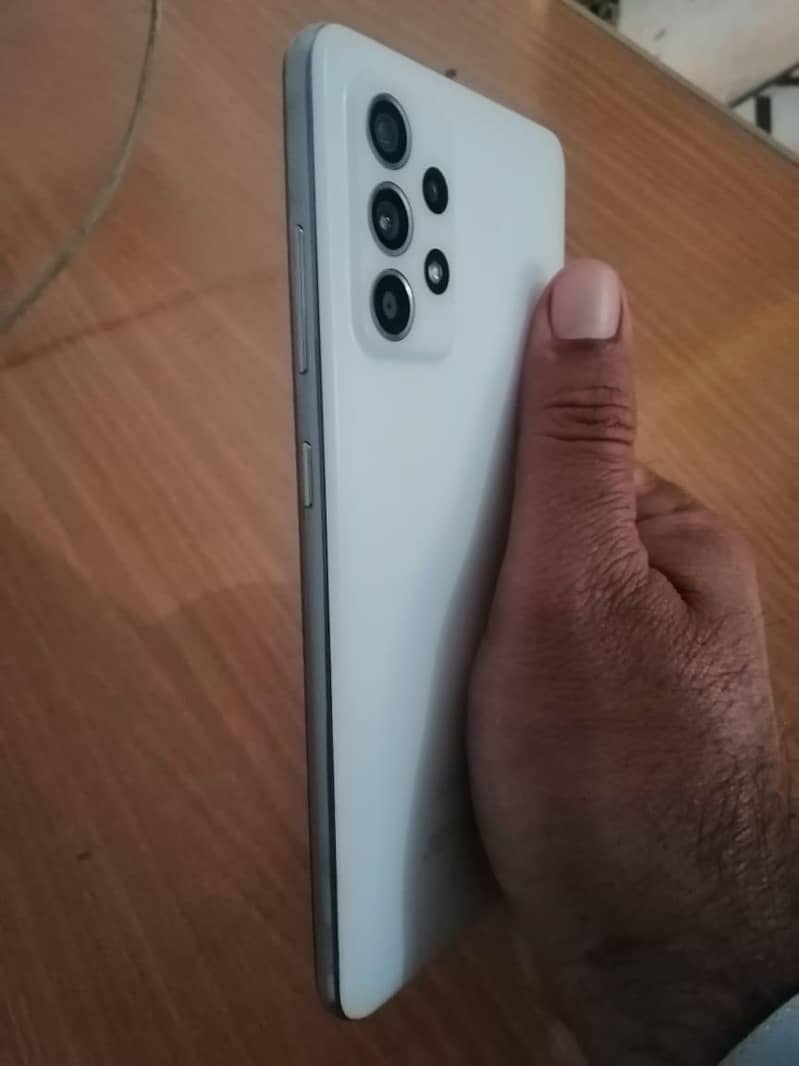 SAMSUNG A52 3