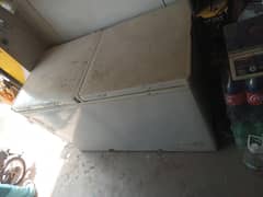 Good condition deep freezer far sale