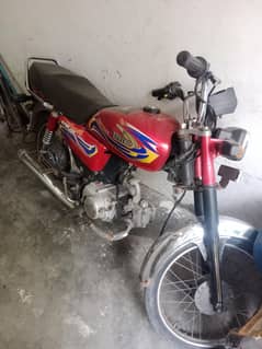 united 70cc koi km nahi hony wala original motorcycle hn