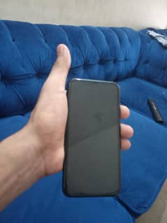 I phone xr condiation 10 by 10
