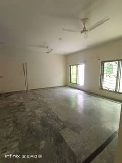 1 Kanal Upper Portion Available For Rent All Facilities Available Hot Location