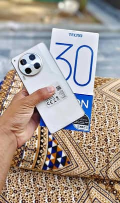 tecno comon 30 good condition 10 by 10 urgent needed