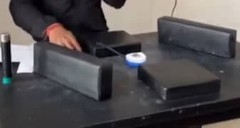Arm wrestling table