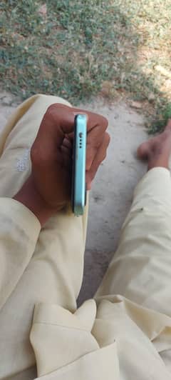 vivoy3