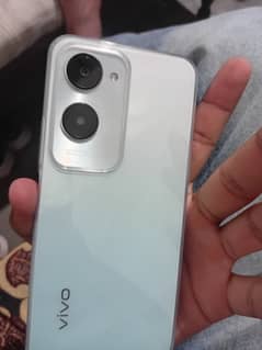 Vivo y18, 4+4/128Gb