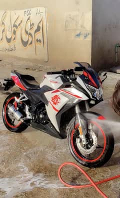 Heavy bike for sale behtreen and smooth ride