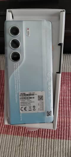 Camon 40 pro