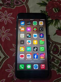 IPHONE 8+ factory unlock