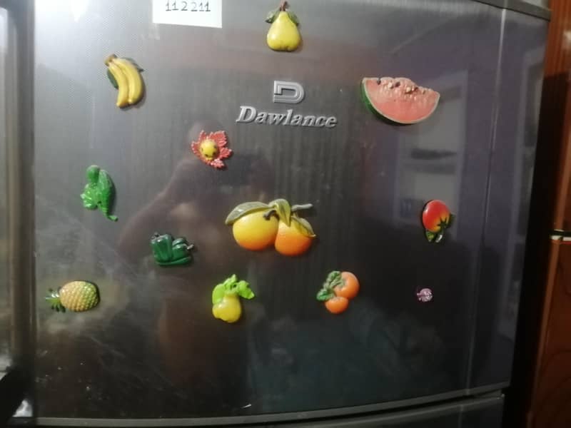 ڈالنس ریفریجیٹر فل سائز لش پش کنڈیشن 03251230030  صرف وٹس ایپ 5