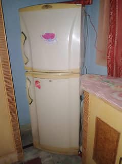 pel refrigerator urgent sale