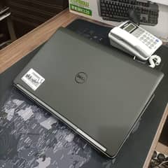 Dell Precision 7720 Core i7-7700HQ 7th Gen 16GB Ram 256GB SSD 2GB AMD