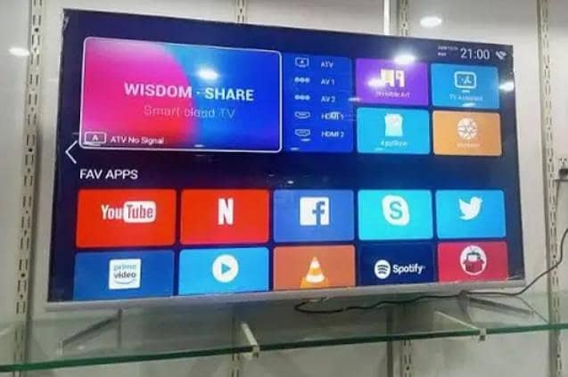 Android LCD bilkul okay. koi fault nhe.  reason for is Need money 0