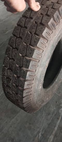 new auto rickshaw tyres