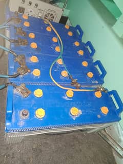 6 batteries 23 plates 200xp 140 AHbilkul new phoenix bahut hi kam use