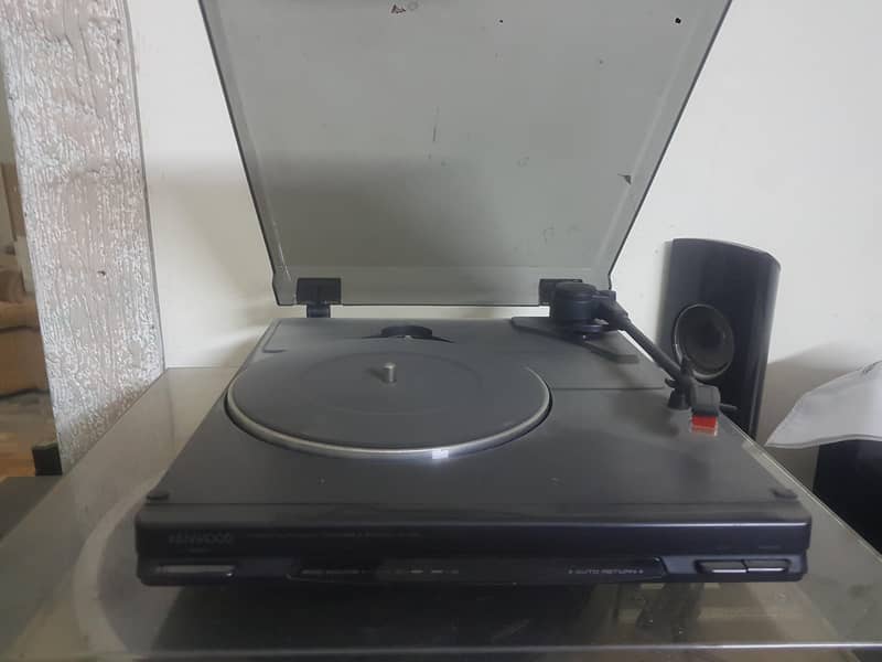 record player 3