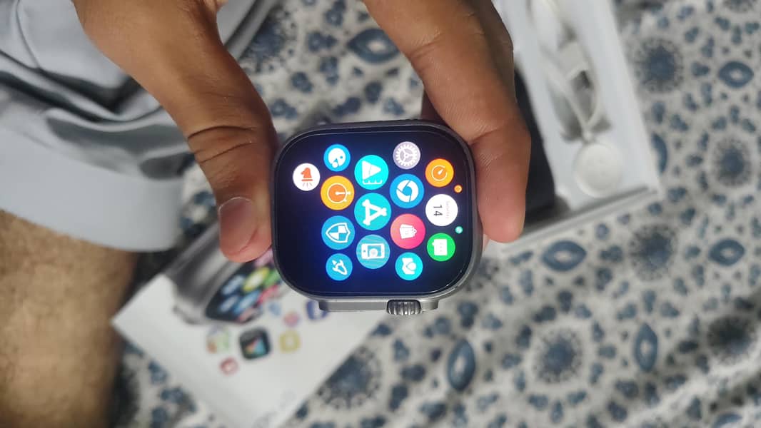 DT Ultra 2 49 mm 16 GB Bluetooth/Wifi Both Android Version 9.1 4