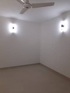 10-Marla 3 Bedroom Flat Available For Rent In Askari-10 Lahore Cantt
