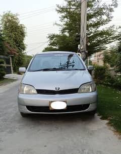 Toyota vitz degi wali car