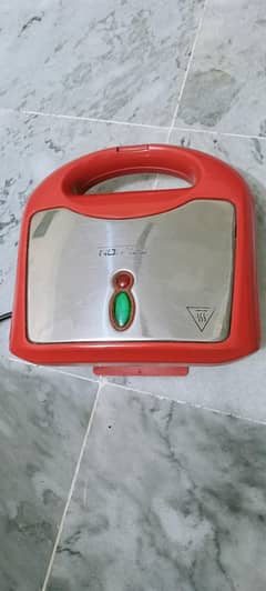 Deuron 2-slice sandwich maker