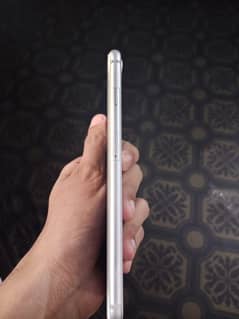 I’m selling my iPhone 8 plus 64 gb in 10/10 condition