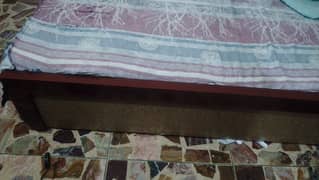 King size bed with 2 side tables with mattress