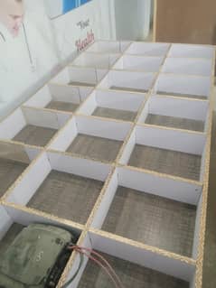 iam selling my medical stores shelfs 6 pcs size 8/4 in mint condition