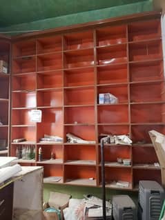 ALAMIRA KARYANA STORE RACKS
