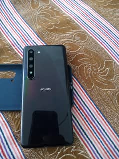 Sharp Aquos R5G for Gaming