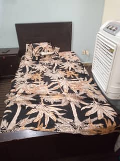2 Single Beds