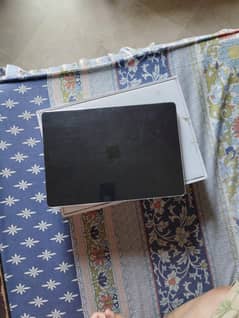 MacBook