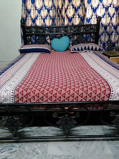 Iron bed with free curtains