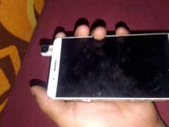 choose me mobile hai aur baki sab bahut sahi chalata hai