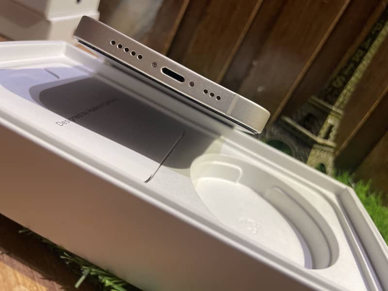 Full new 10/10 condition Time time 4 month with with box with cable 4