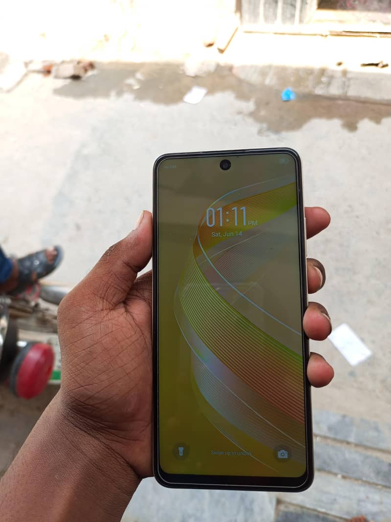 infnix smart8 with box 4+1/64 1
