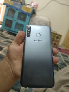 Infinix hot 8 4/64