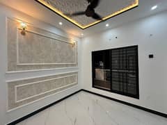 9 Marla Corner House for rent in Bismillah Hot location