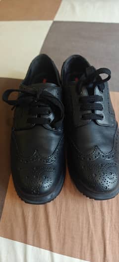 100% ORIGINAL PRADA LATEST STYLE BOOTS HUGO BOSS  GUCCI  size 7.5 UK