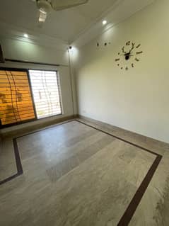 Flats available for rent in pak Arab society