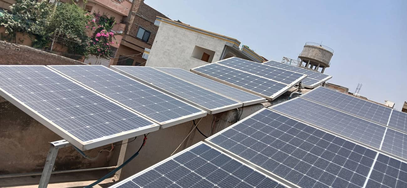 Solor palates, With stands. and Mppt Controller. 1