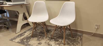 10/10 condition chairs