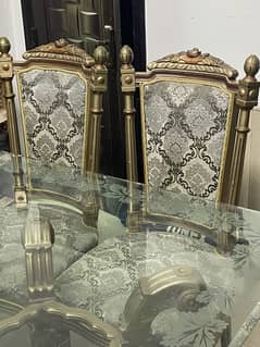 Dinning table