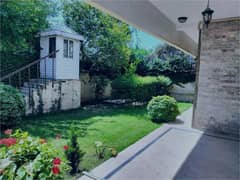 Prime Location 500 Sqyd House Nearly f7 and near to Margalla road